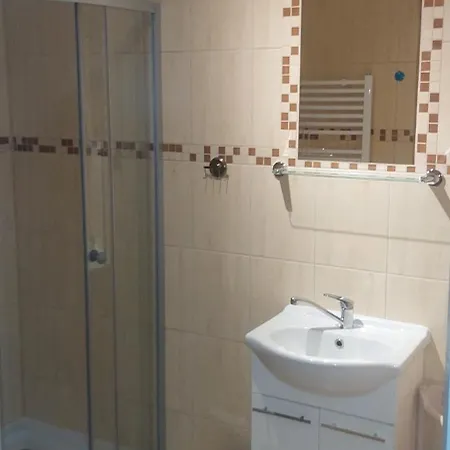 בית אירוח Klimatyzowane Goscinne I Tomek *