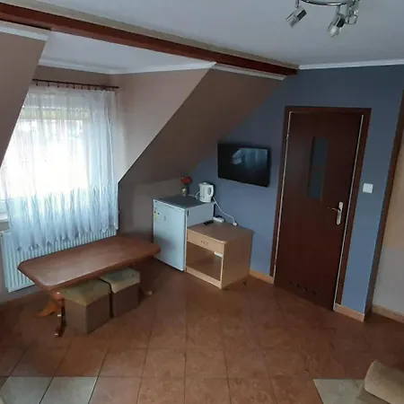 Klimatyzowane Goscinne I Tomek Quarto em Acomodações Particulares Kąty Rybackie