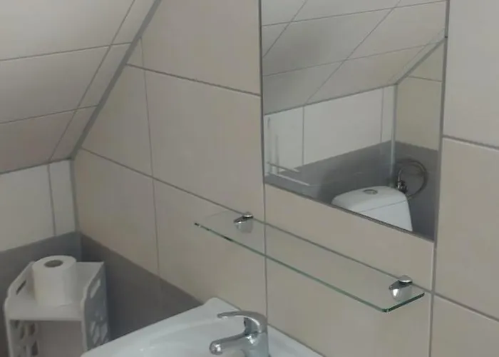 Klimatyzowane Goscinne I Tomek Δωμάτια σε οικογενειακή κατοικία *