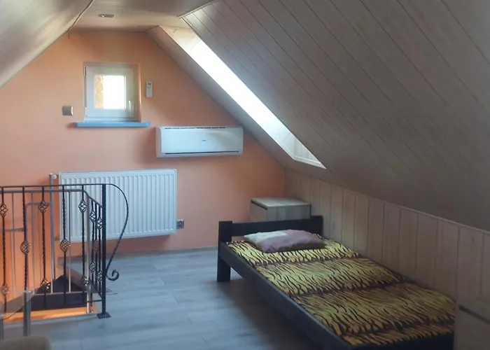 Klimatyzowane Goscinne I Tomek Habitación en casa particular *