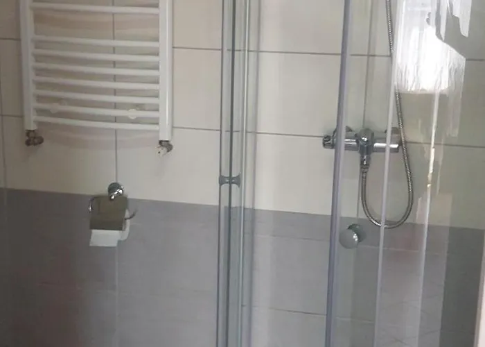 Klimatyzowane Goscinne I Tomek