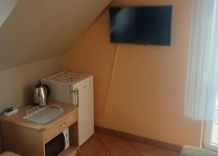 Δωμάτια σε οικογενειακή κατοικία Klimatyzowane Goscinne I Tomek *