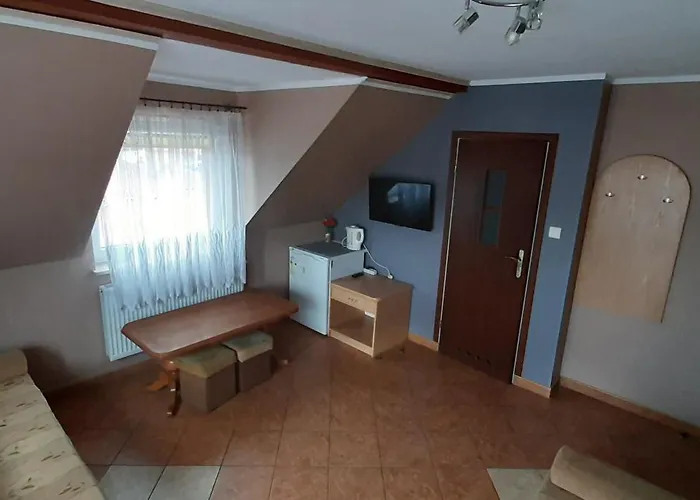 Klimatyzowane Goscinne I Tomek Δωμάτια σε οικογενειακή κατοικία Kąty Rybackie